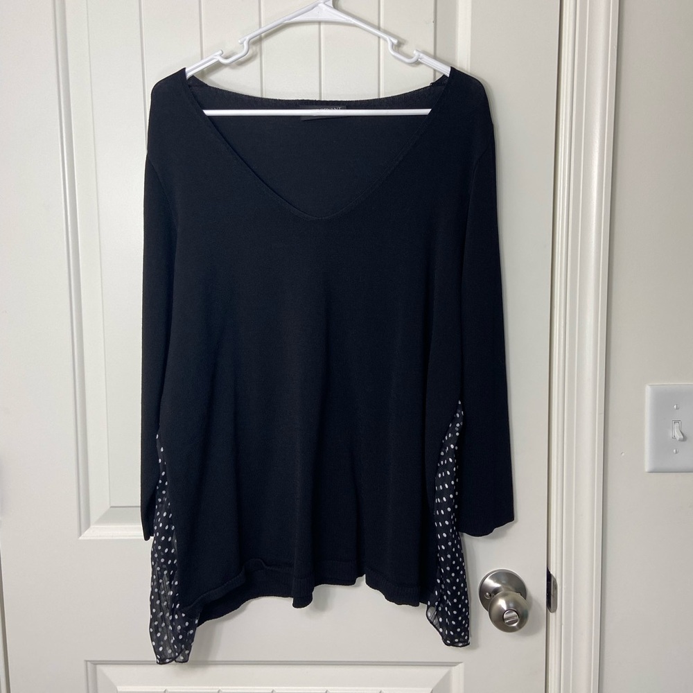 NWOT Lane Bryant women’s black knit v-neck scoop dotted hem sweater blouse‎